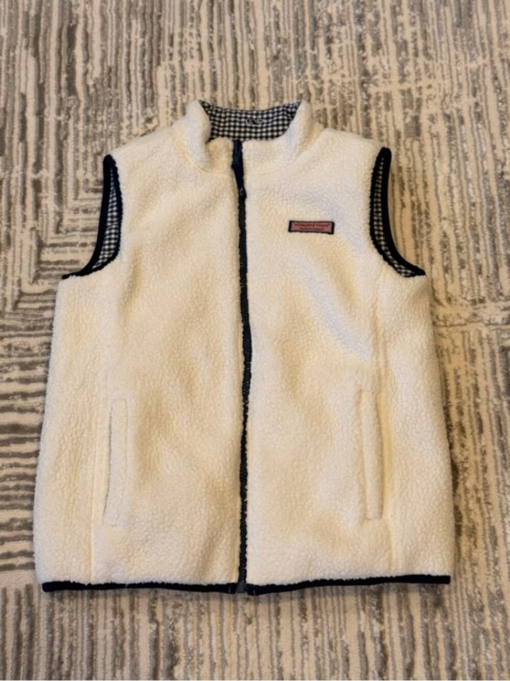 Vineyard Vines kids youth medium 12/14 sherpa REVERSIBLE warm vest MSRP $99